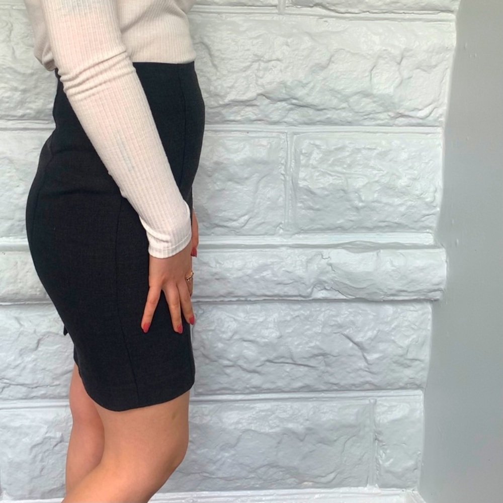 Loft pencil skirt